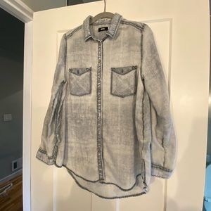 Button up jean/grey shirt